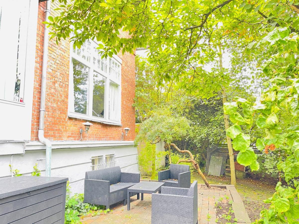 Aday - Aalborg Mansion - Big Apartment With Garden Eksteriør bilde